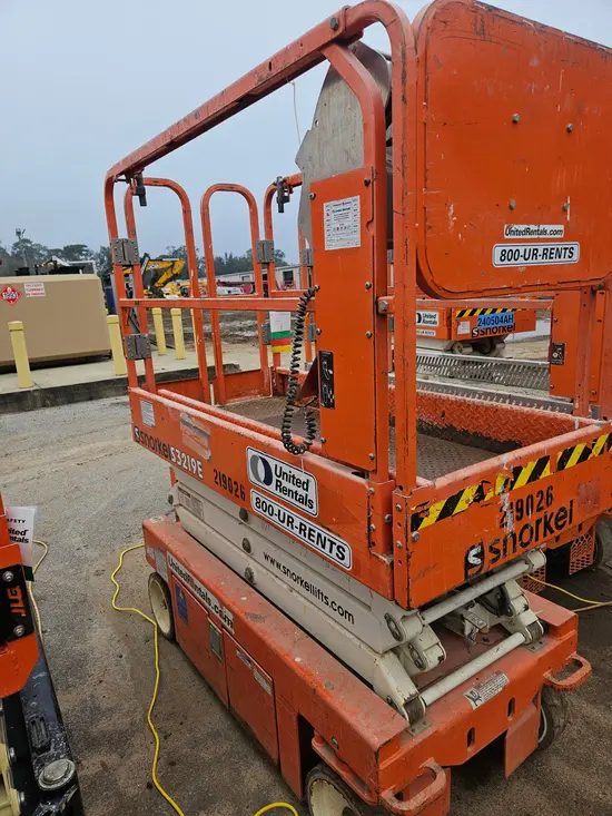 2018 Snorkel S3219E Scissor Lift