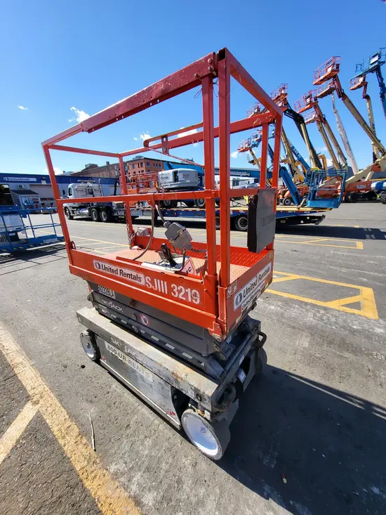 2018 Skyjack SJIII3219 Scissor Lift
