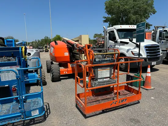 2016 JLG 450AJ Articulating Boom Lift