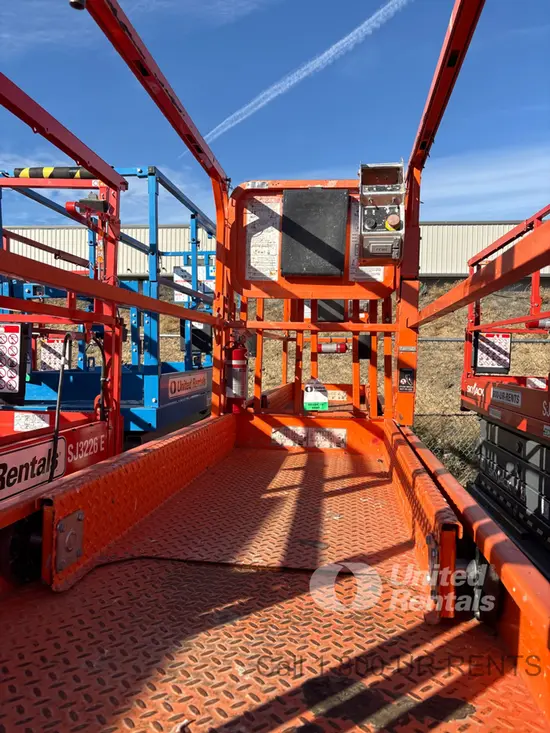 2019 Snorkel S3226E Scissor Lift
