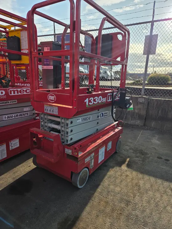 2019 MEC 1330SE Scissor Lift