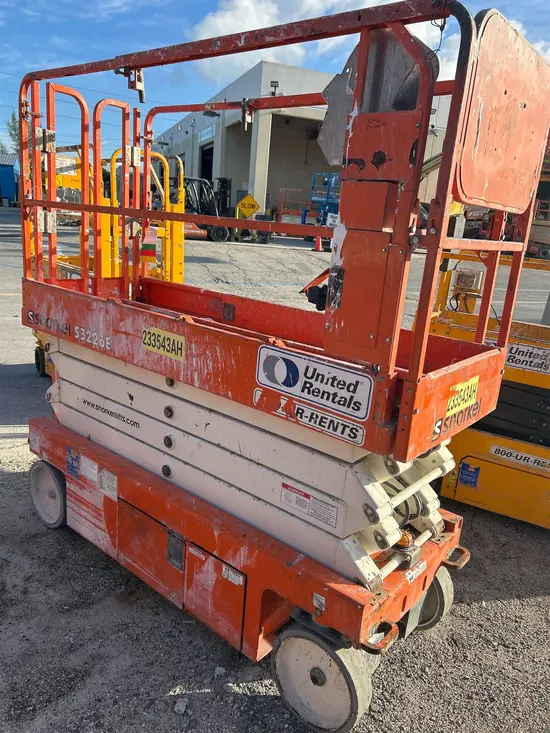 2019 Snorkel S3226E Scissor Lift