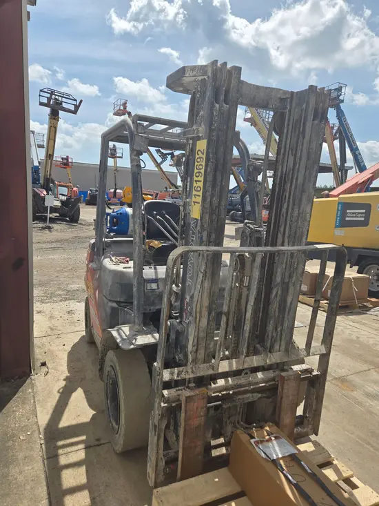 2023 Toyota 40-8FGU25 Warehouse Forklift