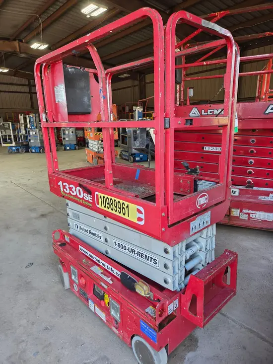 2019 MEC 1330SE Scissor Lift