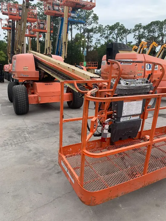 2017 JLG 600S Boom Lift