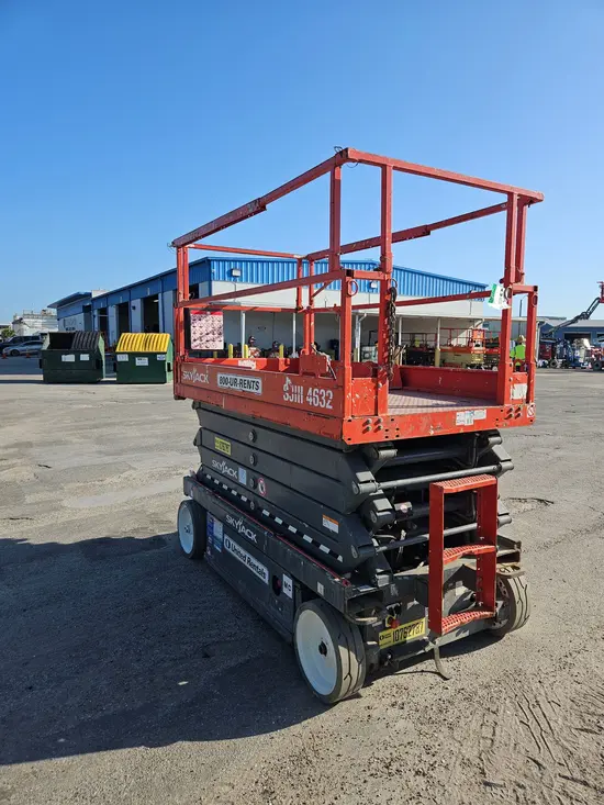 2018 Skyjack SJIII4632 Scissor Lift