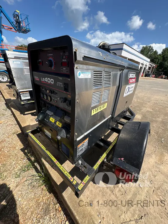 2024 Lincoln Electric LE400 Welder