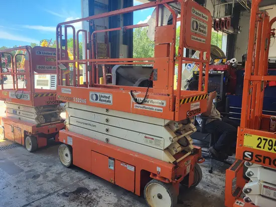 2019 Snorkel S3226E Scissor Lift