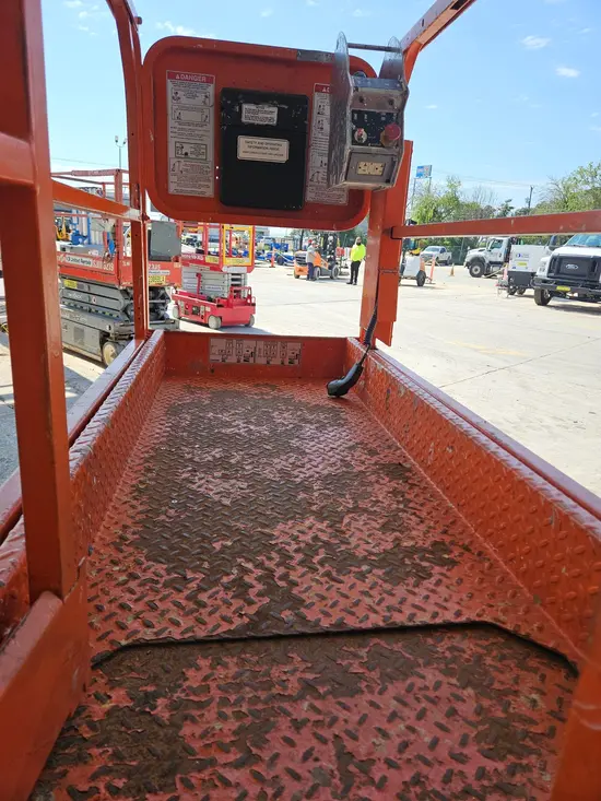 2019 Snorkel S3219E Scissor Lift