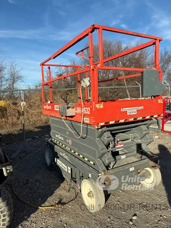 2017 Skyjack SJIII4632 Scissor Lift