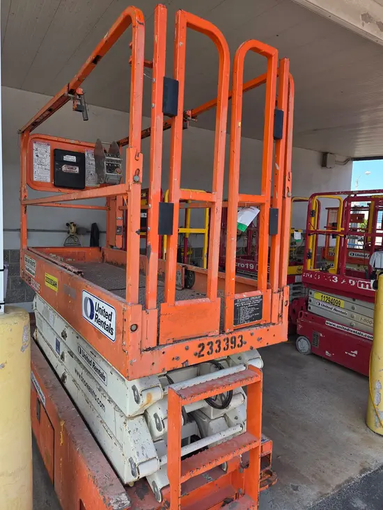 2019 Snorkel S3226E Scissor Lift