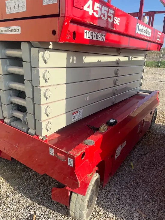 2019 MEC 4555SE Scissor Lift