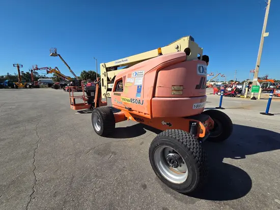 2017 JLG 450AJ Articulating Boom Lift