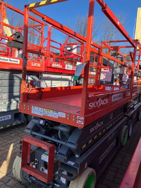 2017 Skyjack SJIII3220 Scissor Lift