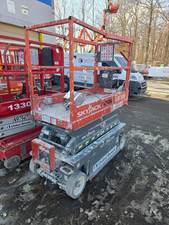 2016 Skyjack SJIII3219 Scissor Lift