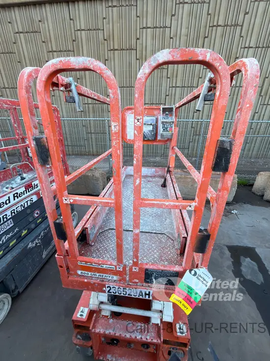 2019 Snorkel S3219E Scissor Lift