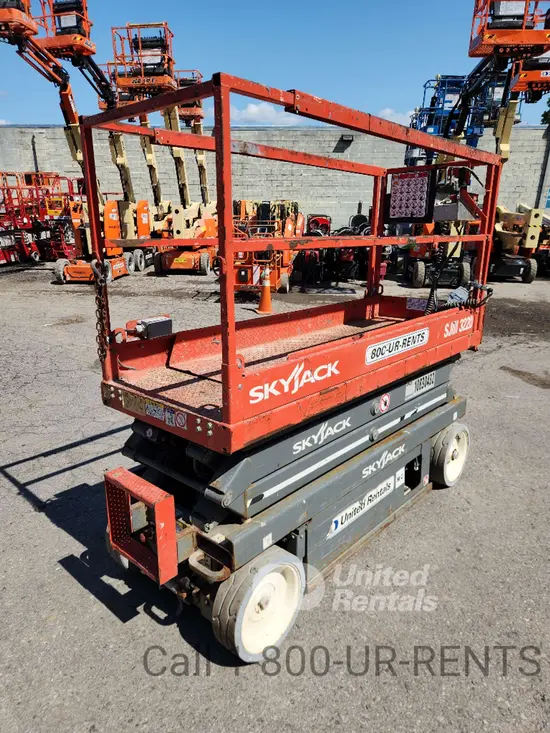 2018 Skyjack SJIII3220 Scissor Lift