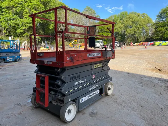 2016 Skyjack SJIII4632 Scissor Lift
