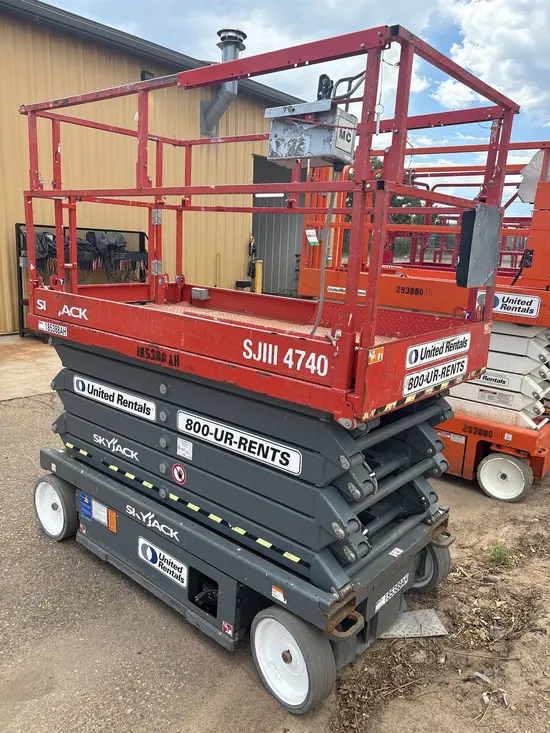2017 Skyjack SJIII4740 Scissor Lift