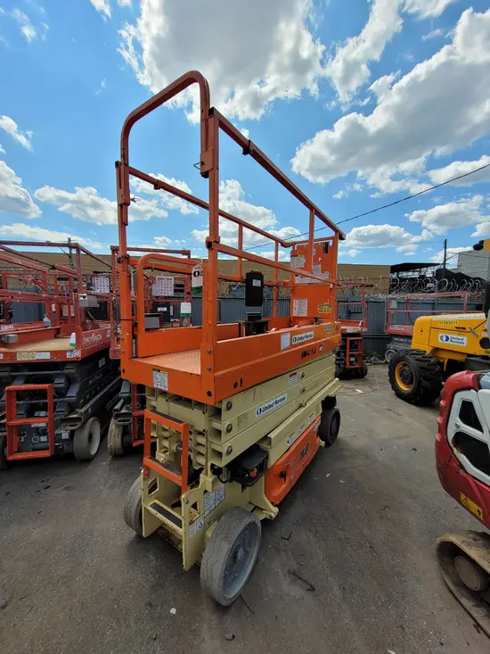2017 JLG 2632ES Scissor Lift