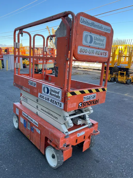 2018 Snorkel S3219E Scissor Lift
