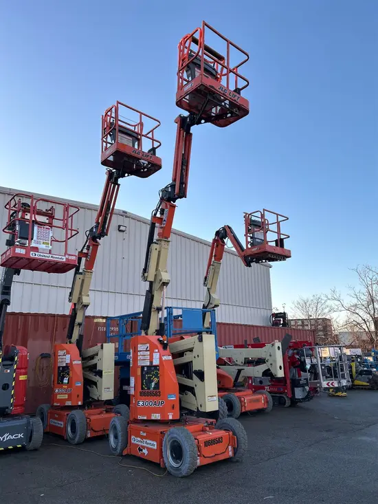 2017 JLG E300AJP Articulating Boom Lift