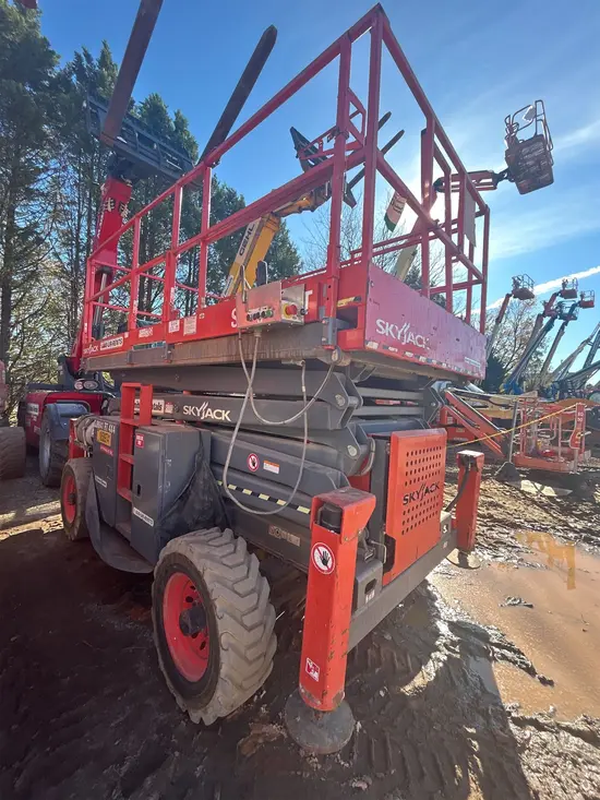 2017 Skyjack SJ8841RT Rough Terrain Scissor Lift