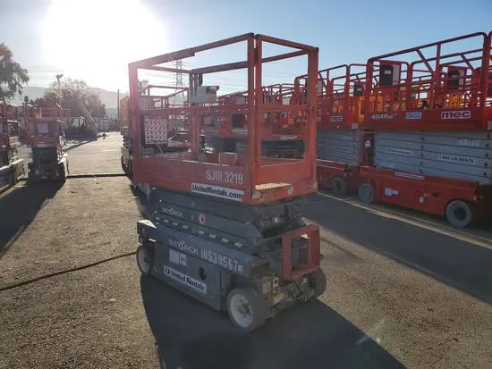 2016 Skyjack SJIII3219 Scissor Lift