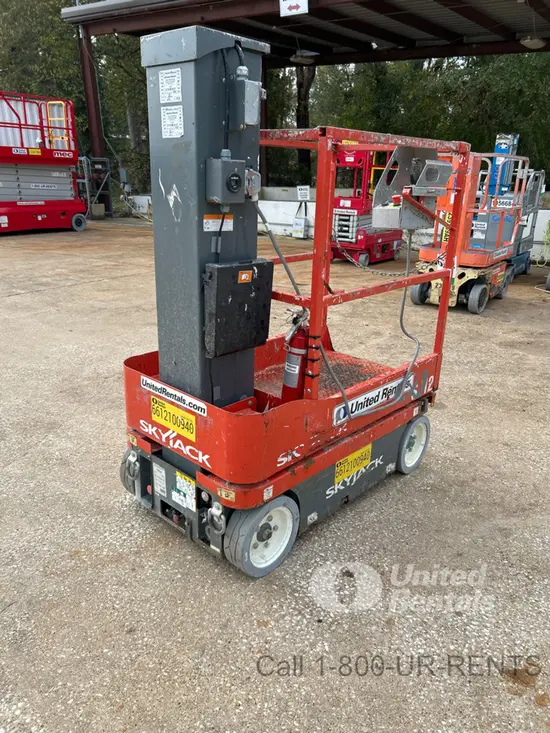 2017 Skyjack SJ12 Self-Propelled One-Person Lift