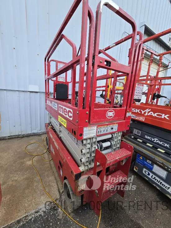 2018 MEC 1930SE Scissor Lift