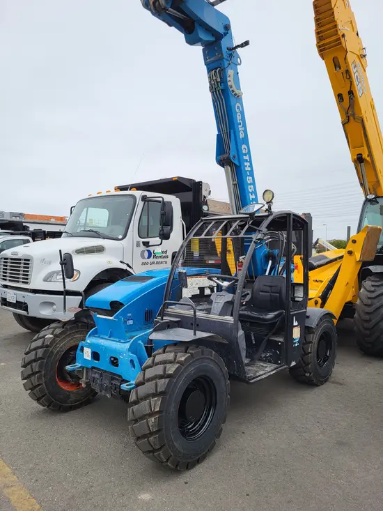 2018 Genie GTH-5519 Forklift