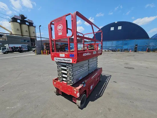 2018 MEC 4046SE Scissor Lift