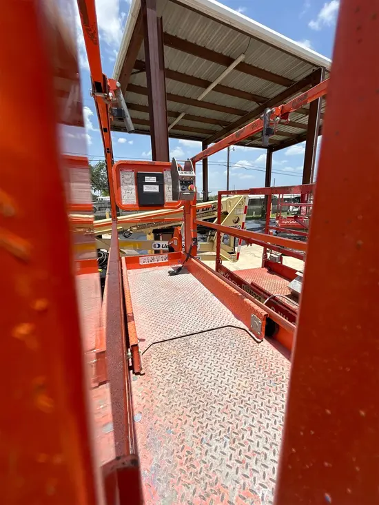 2019 Snorkel S3226E Scissor Lift