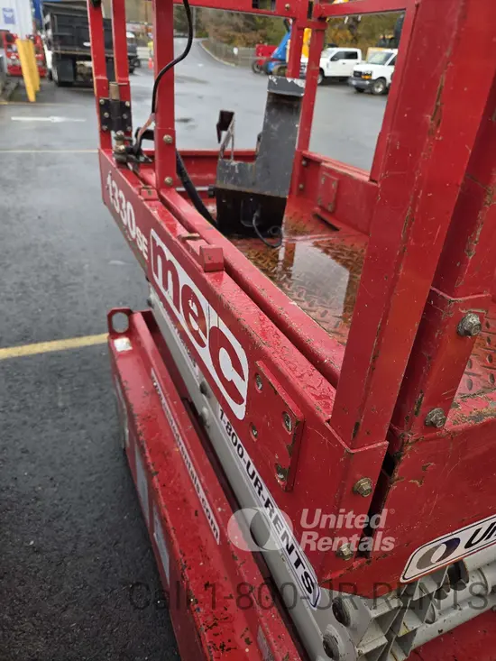 2019 MEC 1330SE Scissor Lift