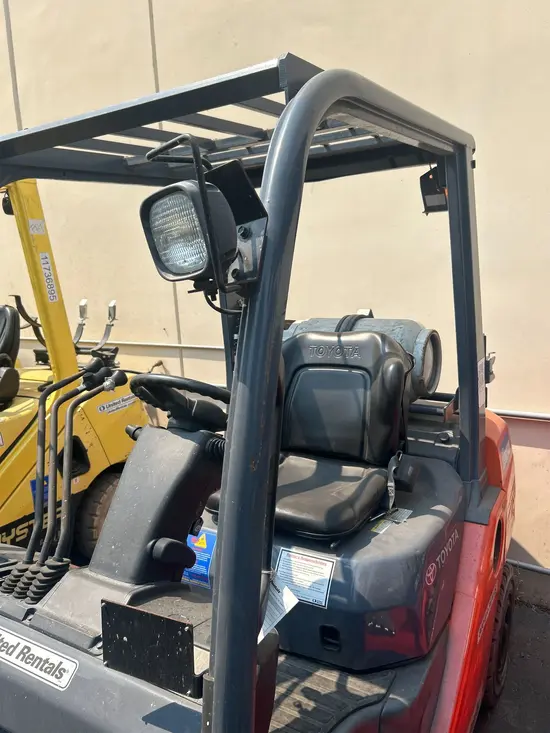 2019 Toyota 8FGU25 Warehouse Forklift