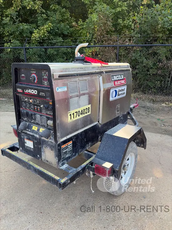 2023 Lincoln Electric LE400 Welder