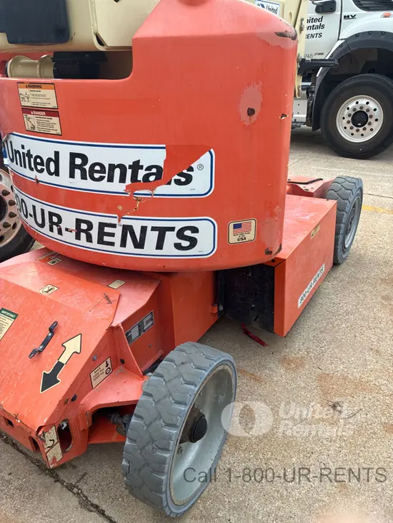2016 JLG E400AJPN Articulating Boom Lift