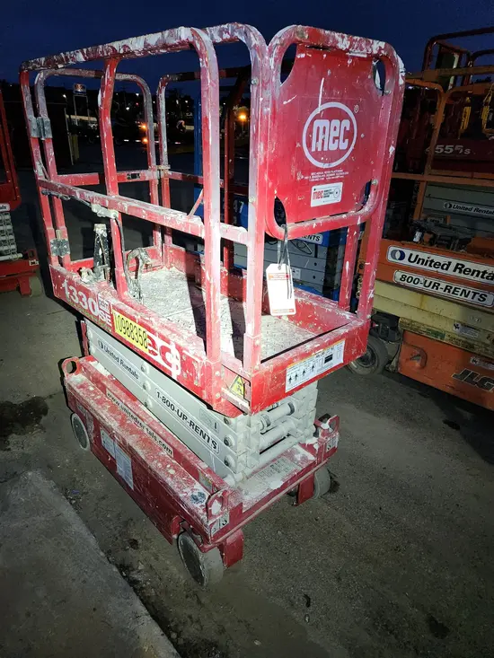 2019 MEC 1330SE Scissor Lift