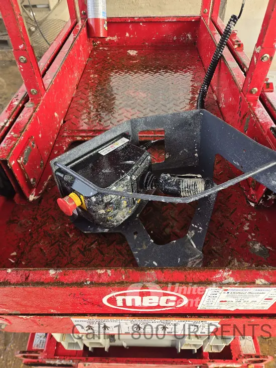 2018 MEC 1330SE Scissor Lift