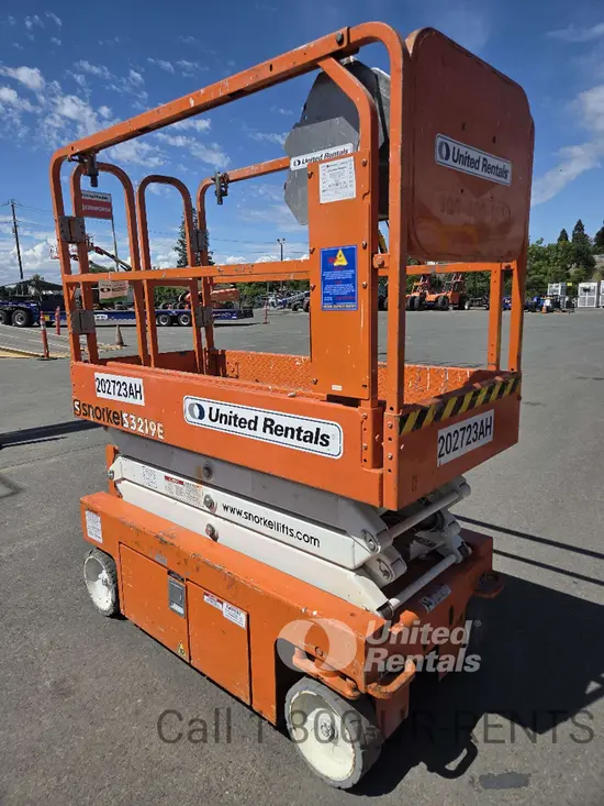 2018 Snorkel S3219E Scissor Lift