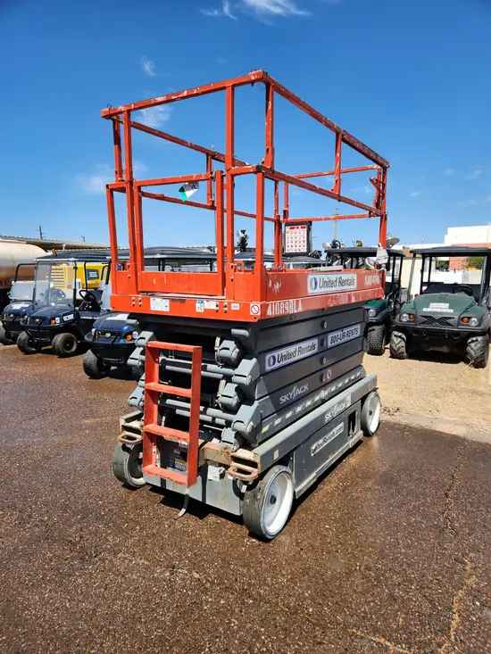2017 Skyjack SJIII4740 Scissor Lift