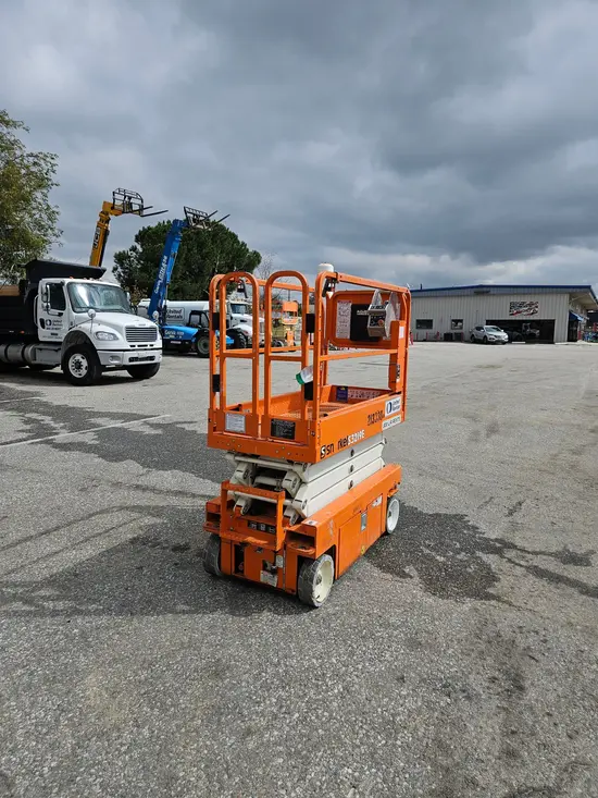 2018 Snorkel S3219E Scissor Lift