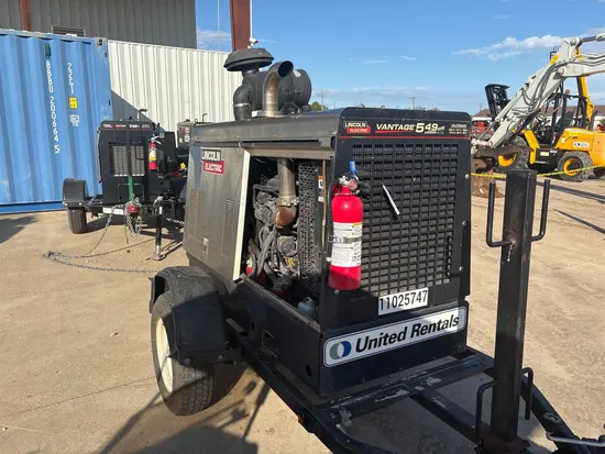 2019 Lincoln Electric VANTAGE 549 Welder