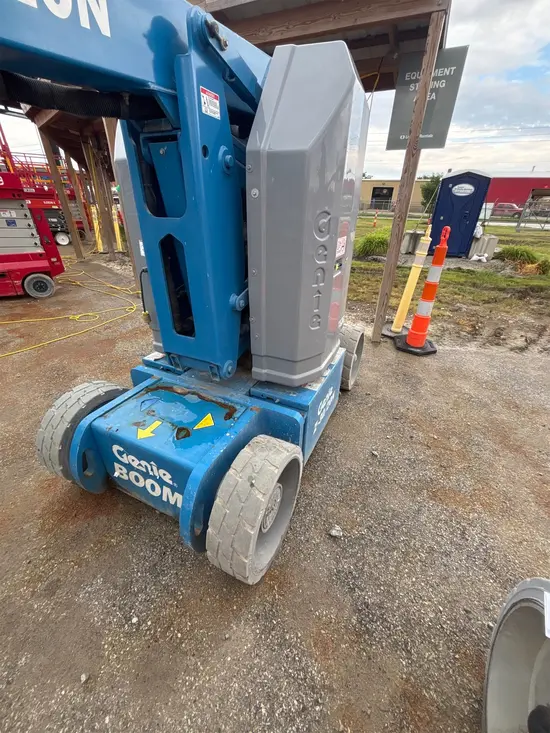 2016 Genie Z-30/20N Articulating Boom Lift