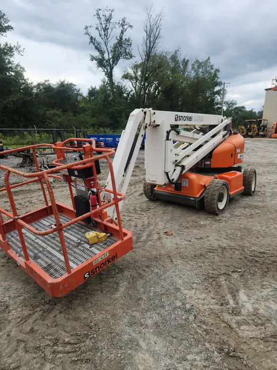 2016 Snorkel A46JE Articulating Boom Lift