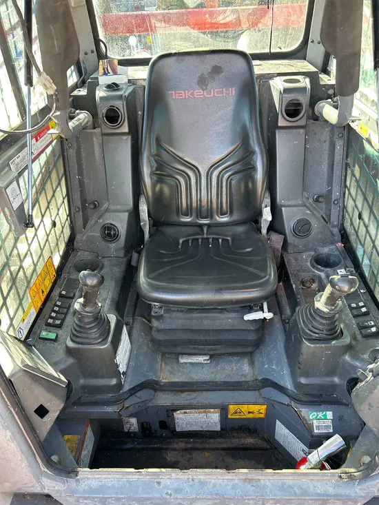 2020 Takeuchi TL12V2-CR Track Loader