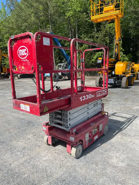 2018 MEC 1330SE Scissor Lift