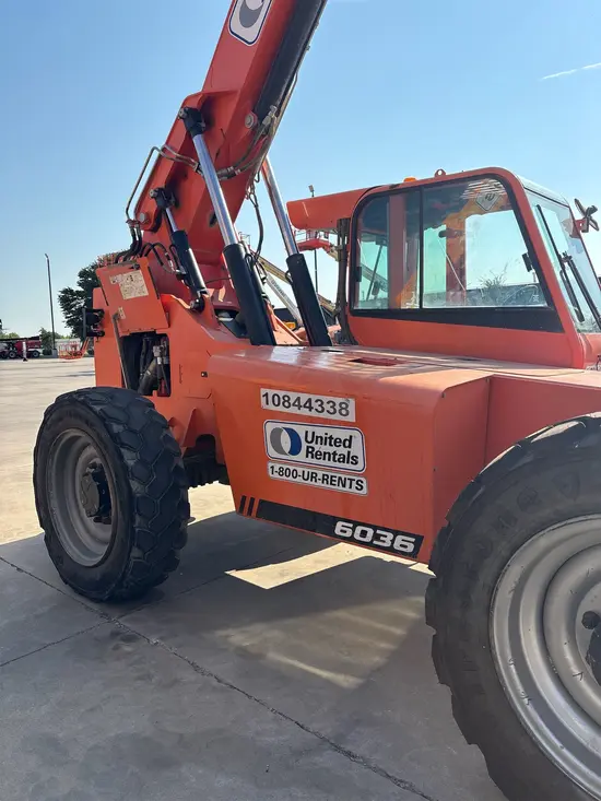 2018 SKYTRAK 6036 Forklift