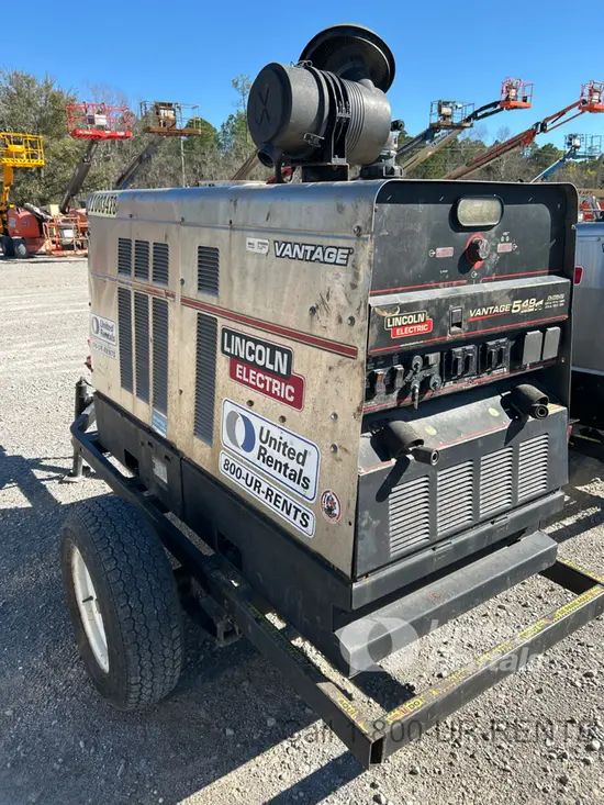 2019 Lincoln Electric VANTAGE 549 Welder