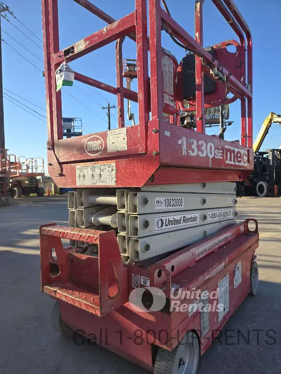 2018 MEC 1330SE Scissor Lift
